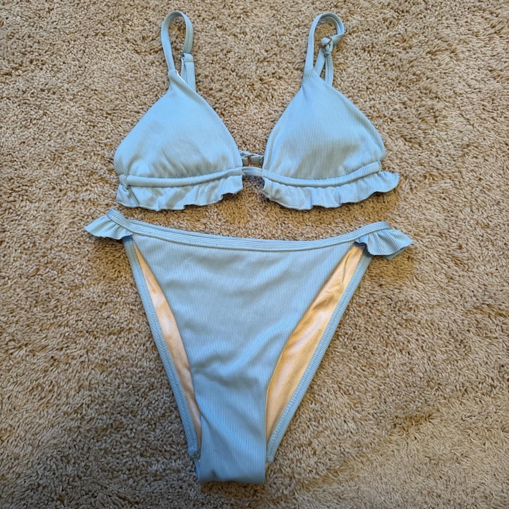 Blue Ruffled Bikinis Set